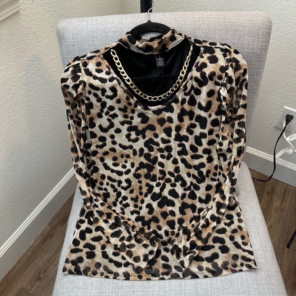Leopard Print Long Sleeve Top with fabric choker and chain detail.